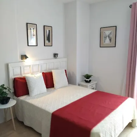 Terrasse. Wintersonne. Zentral. Gemuetlich. Einfach